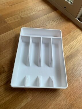 White Plastic Cutlery Drawer Organizer